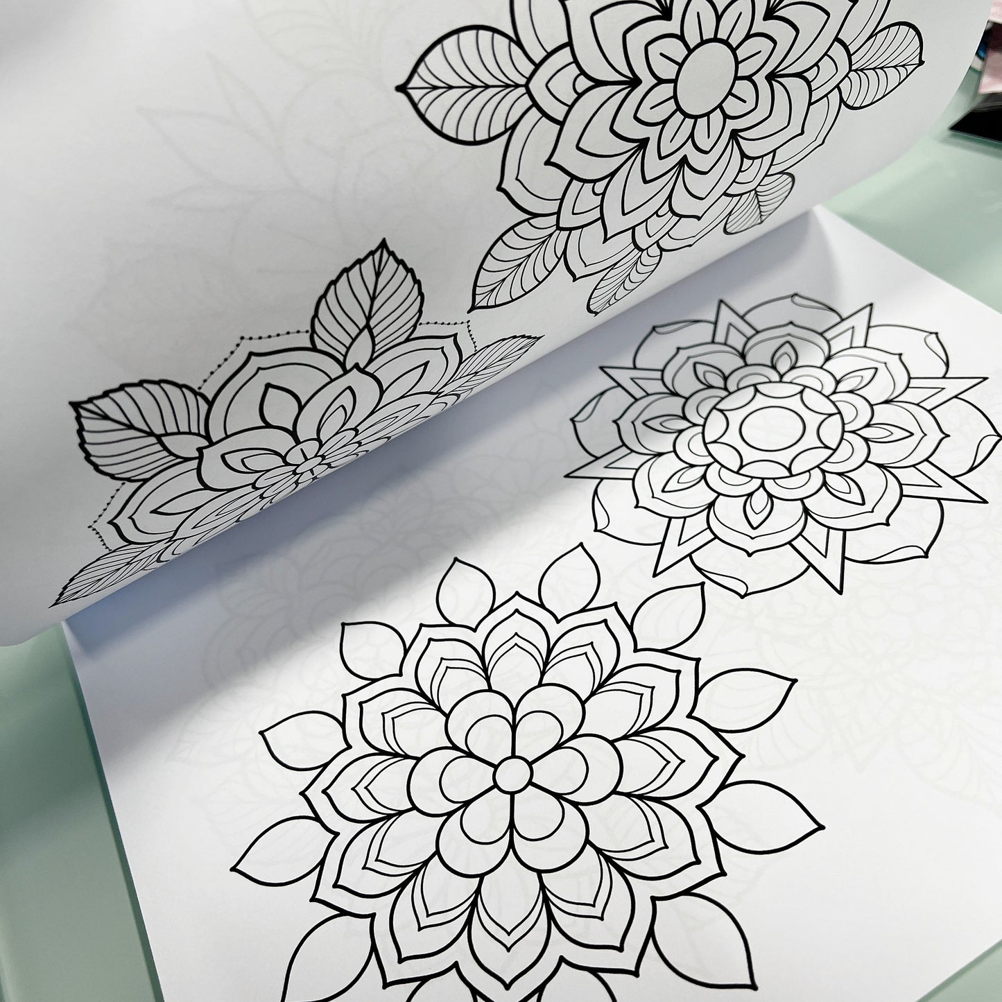 Geo-Flower Tattoo Reference/Coloring Book Vol. 1