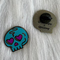Heart Eyes Skull - Enamel Pin