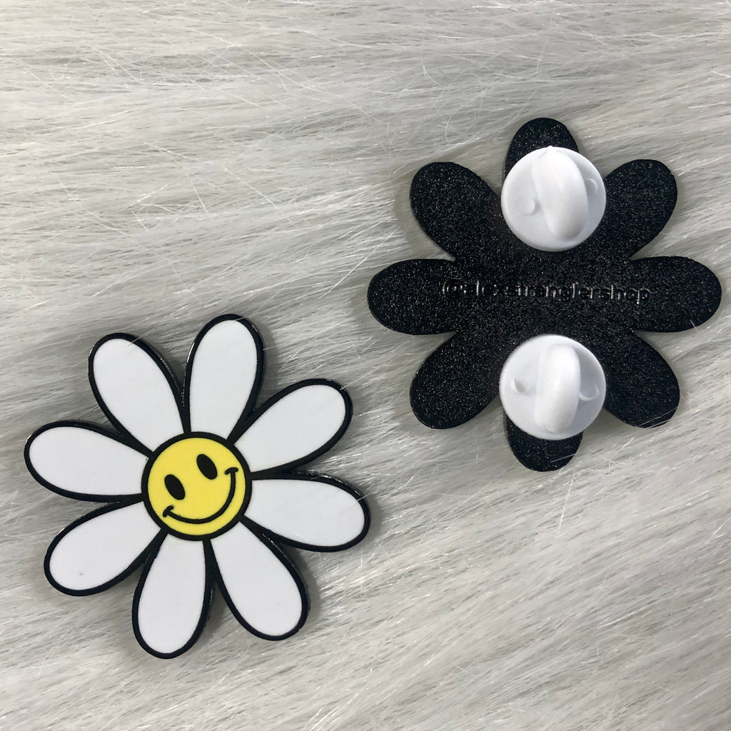 Happy Flower  - Enamel Pin